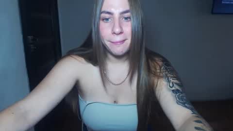 Snapshot of sexyyuliia777 chatting on 10, 9, 2025 Yuliia online show from 10, 9, 2025