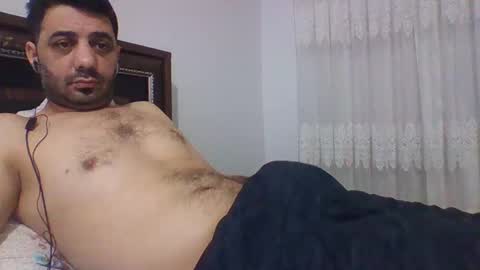 Snapshot of sexyyy_mannn chatting on 8, 2, 2025 sexyyy_mannn online show from 8, 2, 2025