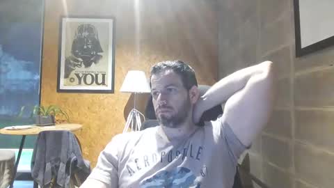 shad0w_hunter online show from 27, 1, 2025