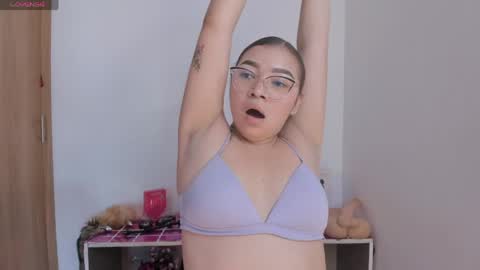 Snapshot of shadaraa chatting on 2, 6, 2026 shadara online show from 2, 6, 2026