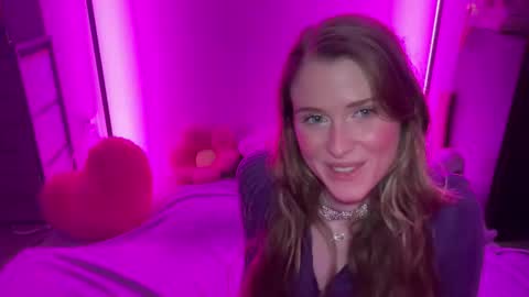 Snapshot of shadebabe chatting on 24, 5, 2026 shadebabe online show from 24, 5, 2026