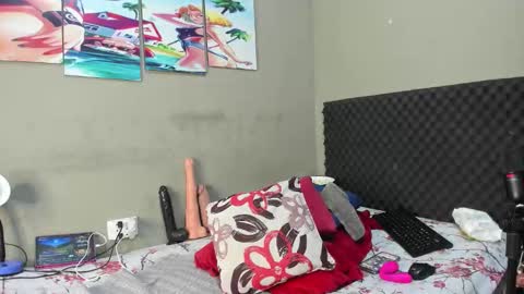 Snapshot of shadia_squirt chatting on 20, 11, 2025 shadia online show from 20, 11, 2025