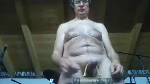 Snapshot of shairy702 chatting on 16, 10, 2025 shairy702 online show from 16, 10, 2025