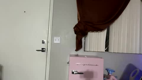 Snapshot of shamanwoman chatting on 2, 12, 2024 Shaman Woman online show from 2, 12, 2024