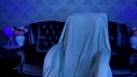 Lessi online show from 24, 10, 2025