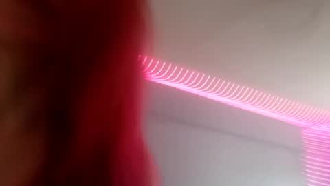 Snapshot of shandawilkenson chatting on 9, 10, 2025 Lia online show from 9, 10, 2025