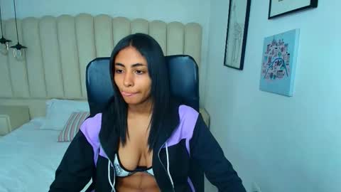 Snapshot of shaneelle chatting on 19, 1, 2026 shanelle online show from 19, 1, 2026