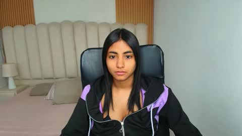 Snapshot of shaneelle chatting on 7, 2, 2026 shanelle online show from 7, 2, 2026