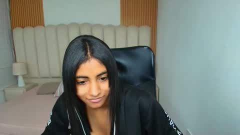 Snapshot of shaneelle chatting on 10, 2, 2026 shanelle online show from 10, 2, 2026