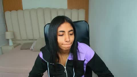 Snapshot of shaneelle chatting on 11, 2, 2026 shanelle online show from 11, 2, 2026