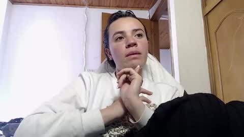 Snapshot of shanel_lozano chatting on 2, 10, 2025 shanel_lozano online show from 2, 10, 2025