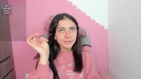 Snapshot of shanell_c chatting on 21, 11, 2025 Emily online show from 21, 11, 2025