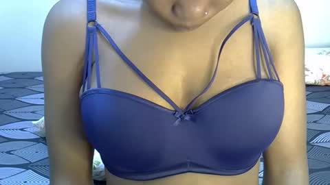 shanell kiss online show from 3, 11, 2025