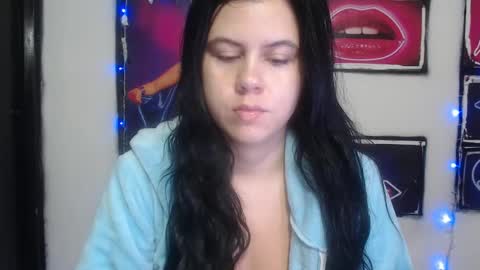 Snapshot of shanellmoore chatting on 6, 2, 2025 Shanell Moore online show from 6, 2, 2025