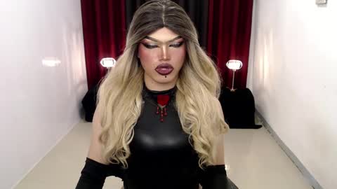 Snapshot of shanex01 chatting on 6, 12, 2024 Shane X online show from 6, 12, 2024