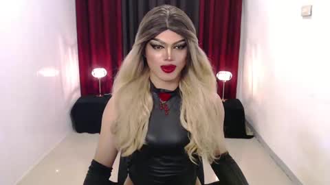 Snapshot of shanex01 chatting on 7, 12, 2024 Shane X online show from 7, 12, 2024