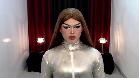 Snapshot of shanex01 chatting on 23, 12, 2024 Shane X online show from 23, 12, 2024