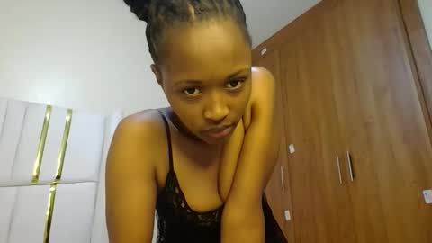 Snapshot of shanizz001 chatting on 23, 1, 2025 shanizz online show from 23, 1, 2025