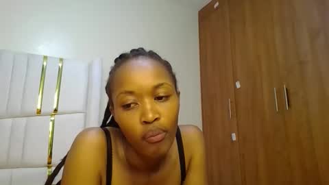 Snapshot of shanizz001 chatting on 27, 1, 2025 shanizz online show from 27, 1, 2025