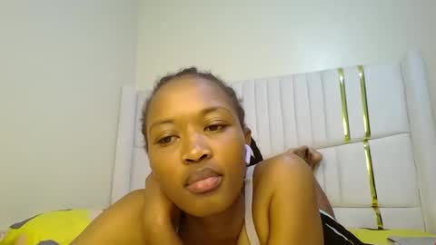 Snapshot of shanizz001 chatting on 10, 2, 2025 shanizz online show from 10, 2, 2025