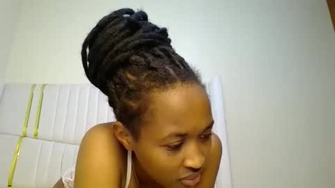 Snapshot of shanizz001 chatting on 16, 2, 2025 shanizz online show from 16, 2, 2025