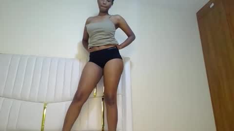 Snapshot of shanizz001 chatting on 24, 2, 2025 shanizz online show from 24, 2, 2025