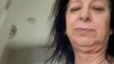 Shannon Spears online show from 2, 11, 2025