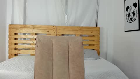 Shantal online show from 23, 9, 2025