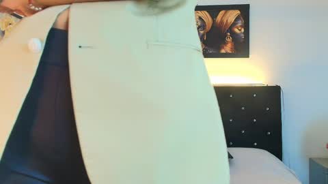 Snapshot of shanon_mature_ chatting on 6, 5, 2026 Shanon online show from 6, 5, 2026