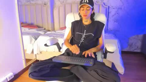 Shantal online show from 28, 11, 2025