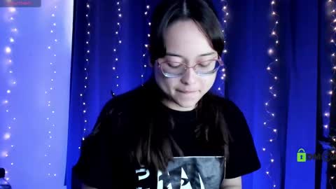 Snapshot of shantalcerezo chatting on 6, 3, 2025 Cat-FOLLOWME and we talk IGshantal cerezo online show from 6, 3, 2025