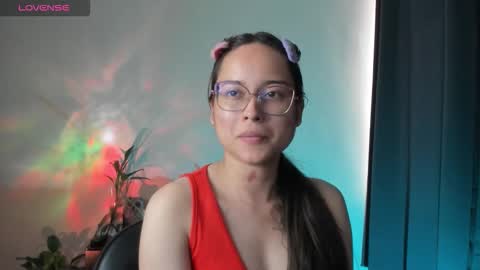 Snapshot of shantalcerezo chatting on 3, 10, 2025 Cat-FOLLOWME and we talk IGshantal cerezo online show from 3, 10, 2025