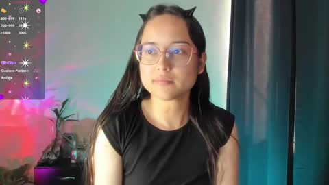 Snapshot of shantalcerezo chatting on 7, 10, 2025 Cat-FOLLOWME and we talk IGshantal cerezo online show from 7, 10, 2025