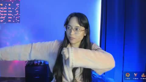 Snapshot of shantalcerezo chatting on 15, 11, 2025 Cat-FOLLOWME and we talk IGshantal cerezo online show from 15, 11, 2025