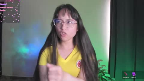 Snapshot of shantalcerezo chatting on 18, 11, 2025 Cat-FOLLOWME and we talk IGshantal cerezo online show from 18, 11, 2025