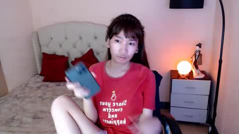 Snapshot of shantalfoxxy chatting on 3, 12, 2024 SHANTA FOX s online show from 3, 12, 2024