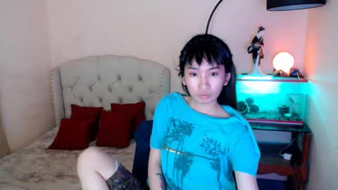 Snapshot of shantalfoxxy chatting on 6, 3, 2025 SHANTA FOX s online show from 6, 3, 2025