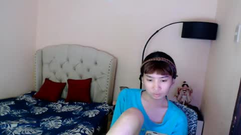 Snapshot of shantalfoxxy chatting on 5, 7, 2026 SHANTA FOX s online show from 5, 7, 2026
