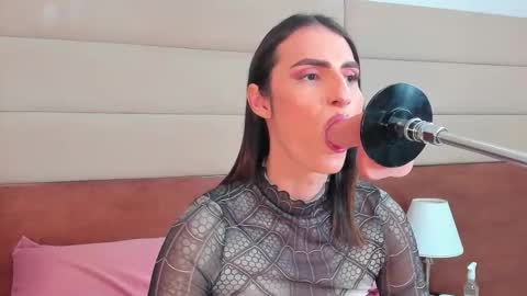 Snapshot of shantall_skinny chatting on 25, 10, 2025 Shantall online show from 25, 10, 2025