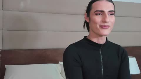 Snapshot of shantall_skinny chatting on 26, 10, 2025 Shantall online show from 26, 10, 2025