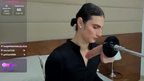 Snapshot of shantall_skinny chatting on 3, 12, 2025 Shantall online show from 3, 12, 2025