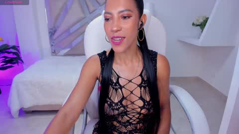 Snapshot of shantall_wills chatting on 13, 1, 2025 Shantall wills online show from 13, 1, 2025