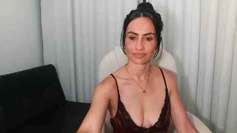 Snapshot of shantalxxx67 chatting on 12, 2, 2025 shantal online show from 12, 2, 2025