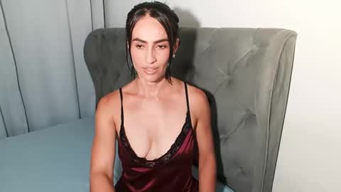 Snapshot of shantalxxx67 chatting on 19, 10, 2025 shantal online show from 19, 10, 2025