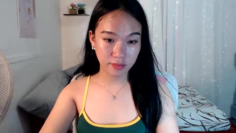 Snapshot of shantel_xx chatting on 18, 12, 2025 Shantel online show from 18, 12, 2025