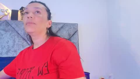 Snapshot of shantey_laurent chatting on 20, 11, 2025 shantey online show from 20, 11, 2025