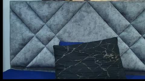 Snapshot of shantey_laurent chatting on 1, 12, 2025 shantey online show from 1, 12, 2025