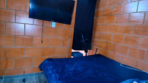 Snapshot of sharain chatting on 27, 12, 2024 My real name is bella  Much Gust  online show from 27, 12, 2024