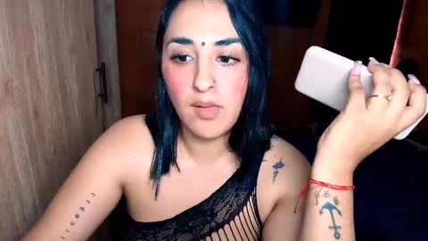 Snapshot of sharain chatting on 26, 2, 2025 My real name is bella  Much Gust  online show from 26, 2, 2025