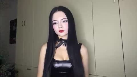 sharelgilvin online show from 10, 11, 2025